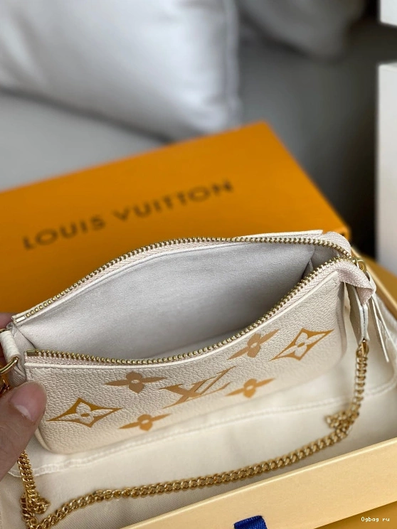 POCHETTE ACCESSOIRES VUITTON MINI LOUIS 0726